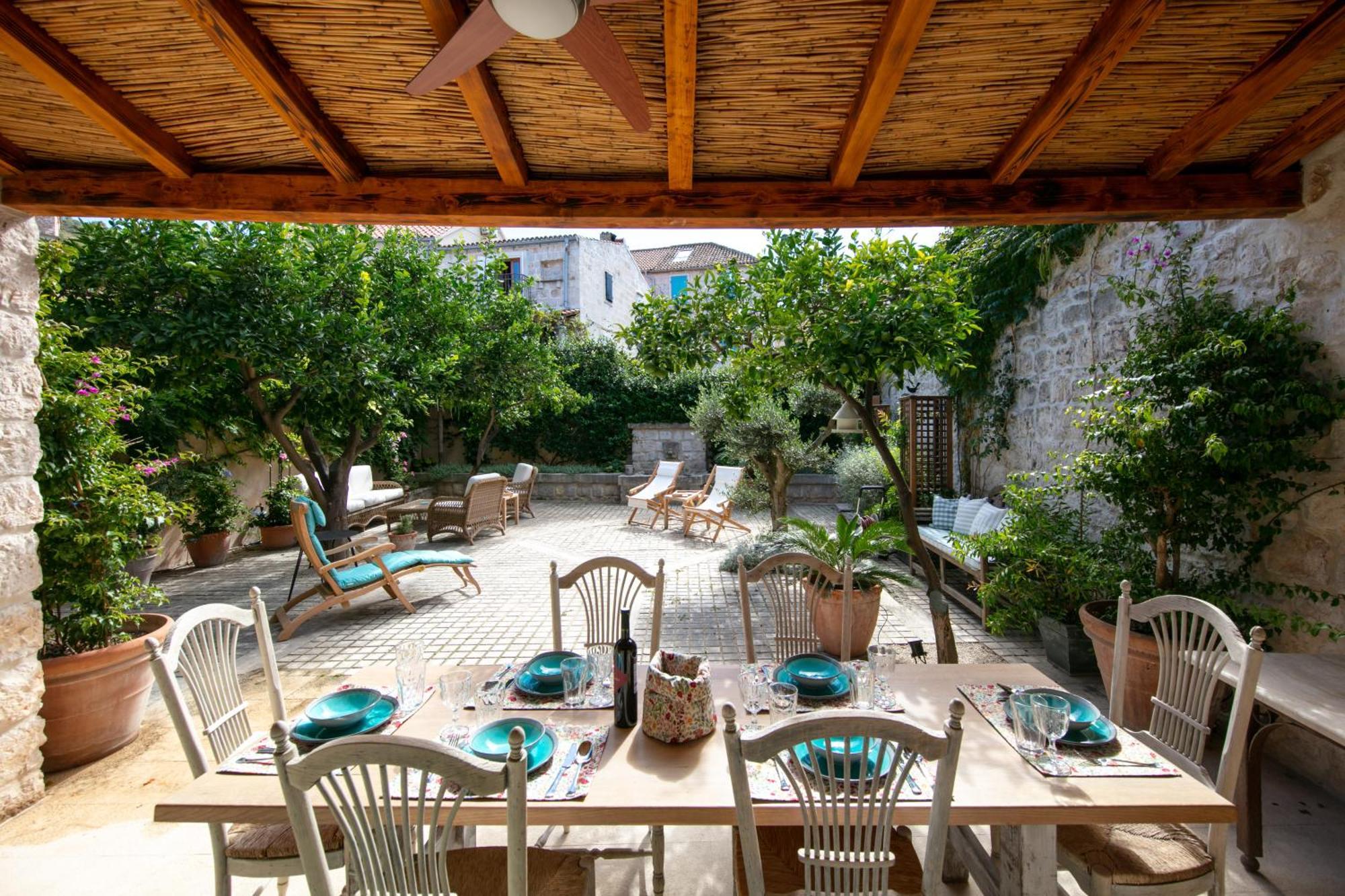 Garden House Villa Vis